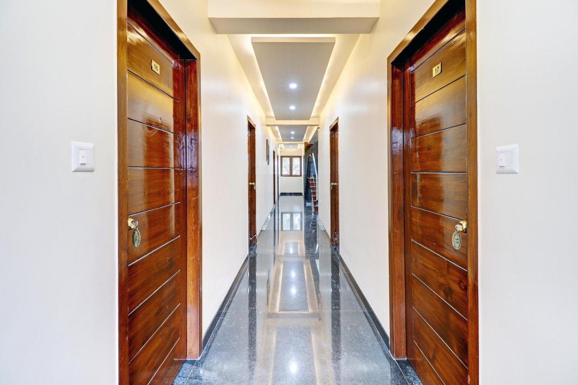 Capital O R R Residency Bangalore Exterior foto