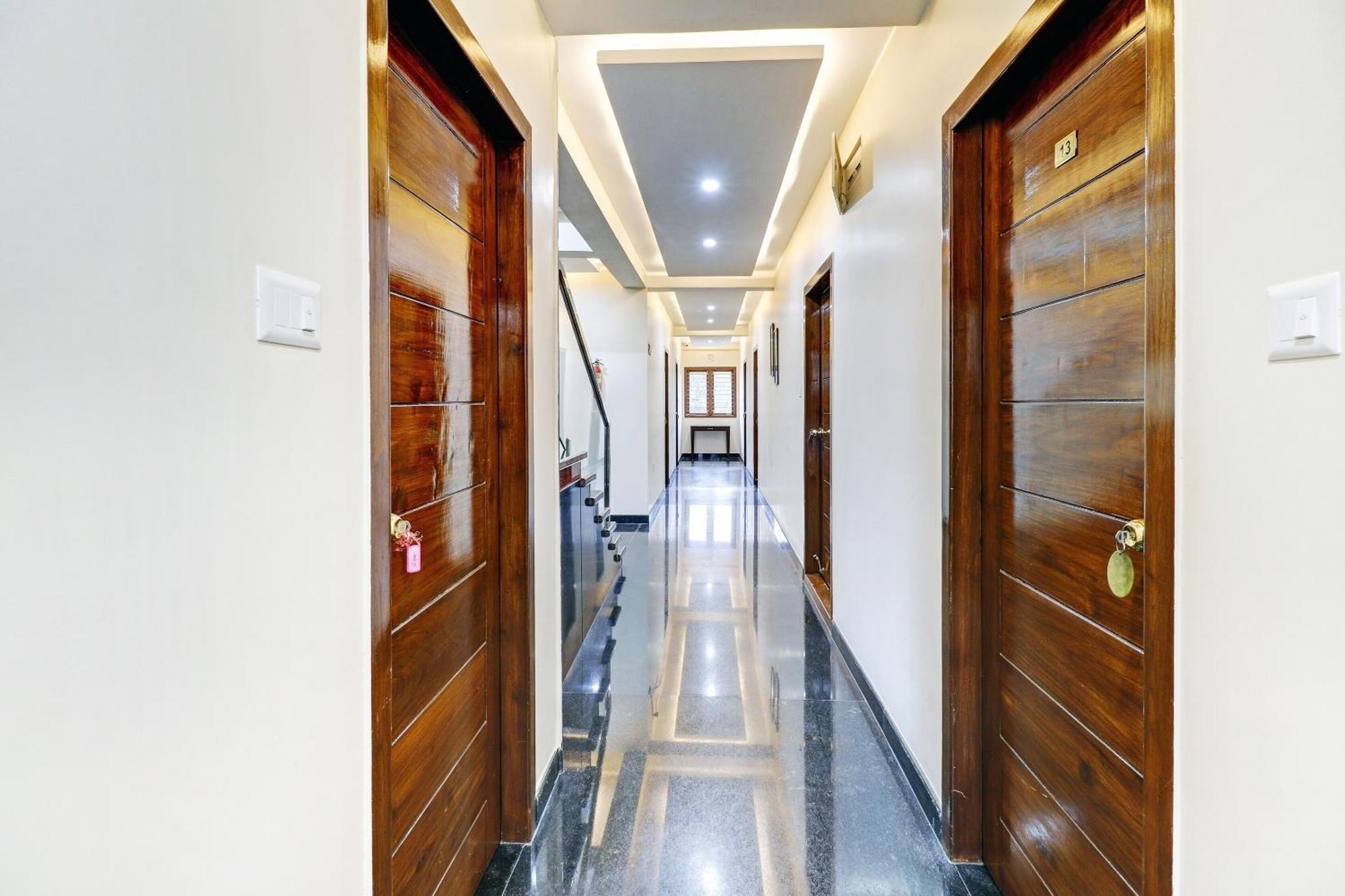 Capital O R R Residency Bangalore Exterior foto