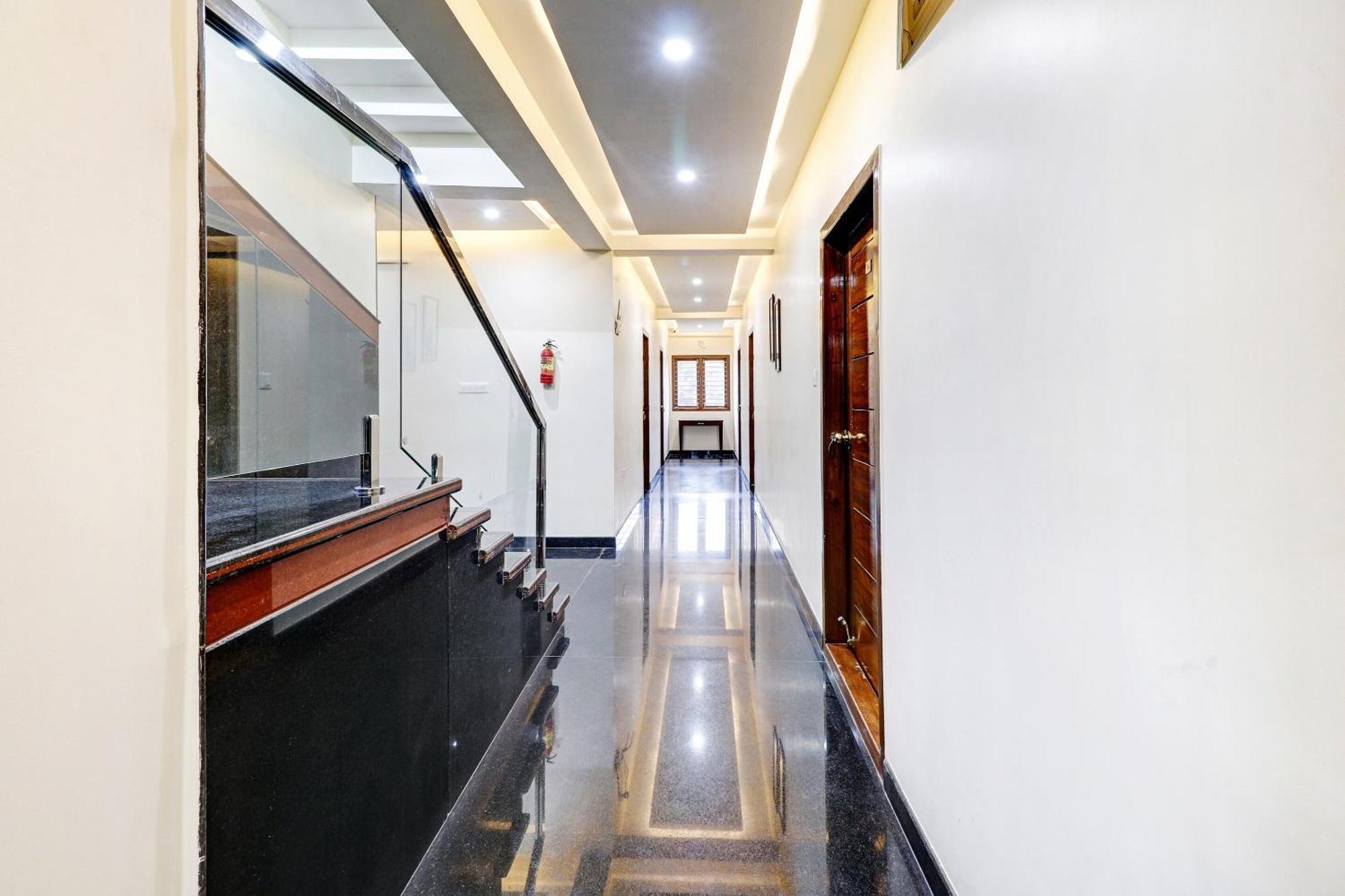 Capital O R R Residency Bangalore Exterior foto